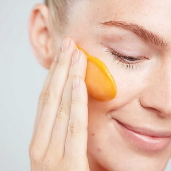 ELEMIS Superfood AHA Glow Cleansing Butter - Picture 3 of 8